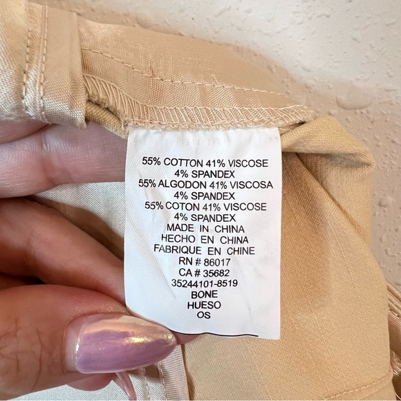 BEBE Satin Champagne Lace Trim Women’s Pants Size 4 NWOT - Picture 6 of 8